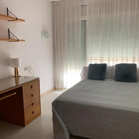 Atico Planas Centrico Frente Mar דירה